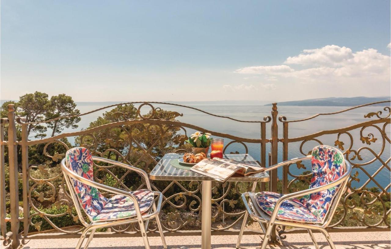 Amazing Apartment In Krvavica With Wifi Exterior photo