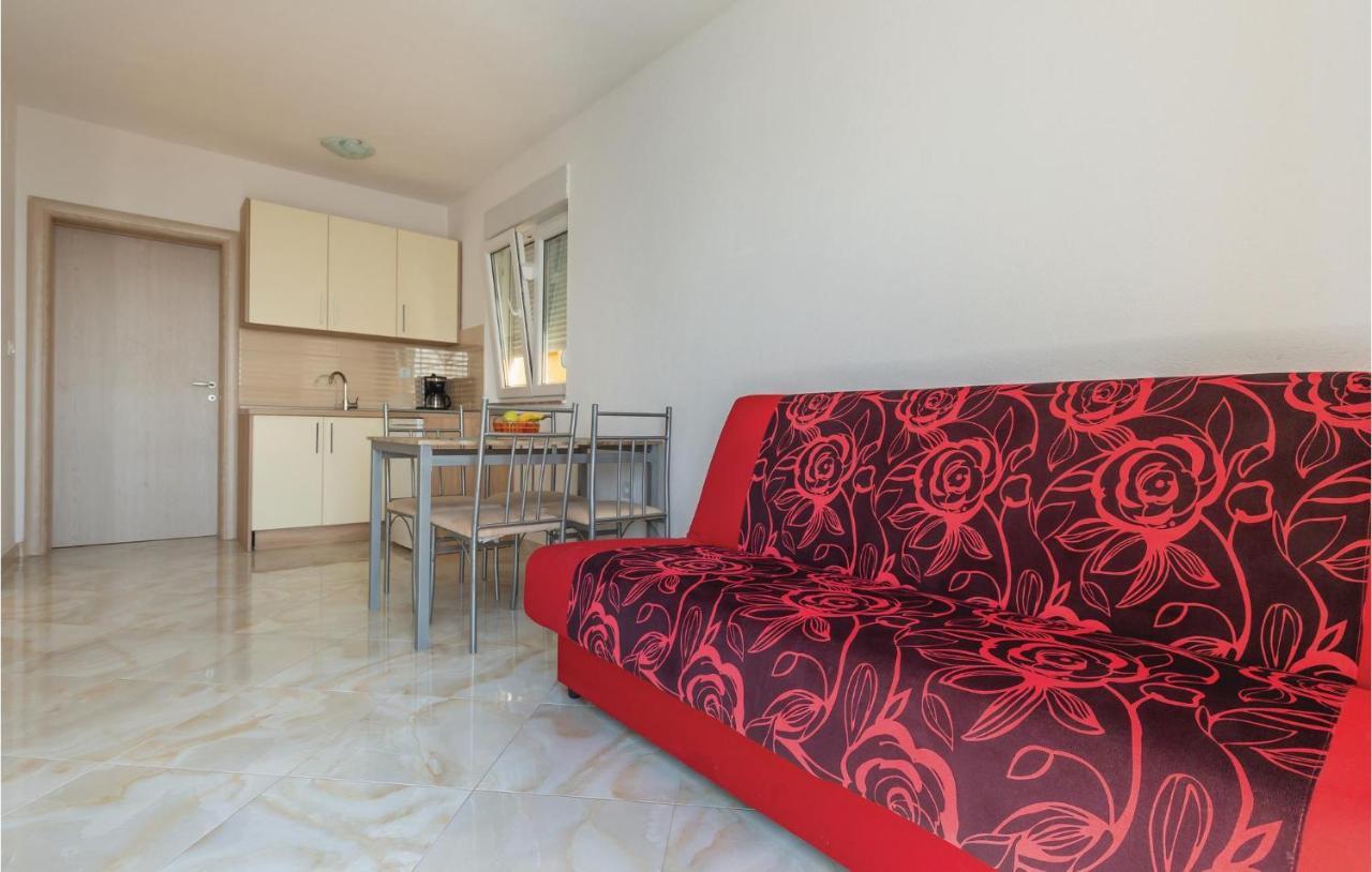 Amazing Apartment In Krvavica With Wifi Exterior photo